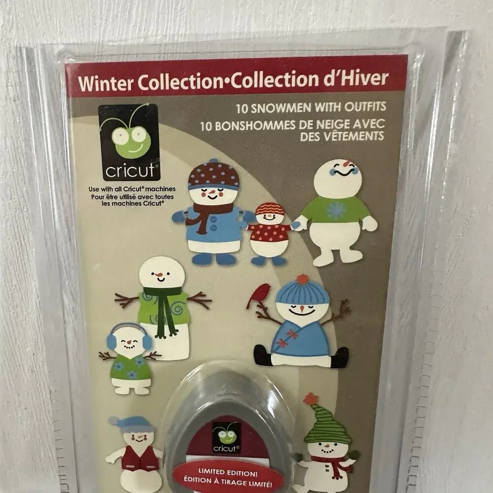 Cricut Snow Friends 2009-2010 Retired Winter Collection Cartridge Snowmen Outfit
